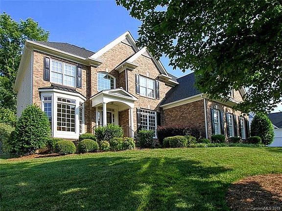 2nd image of 11114 Parkleigh Dr