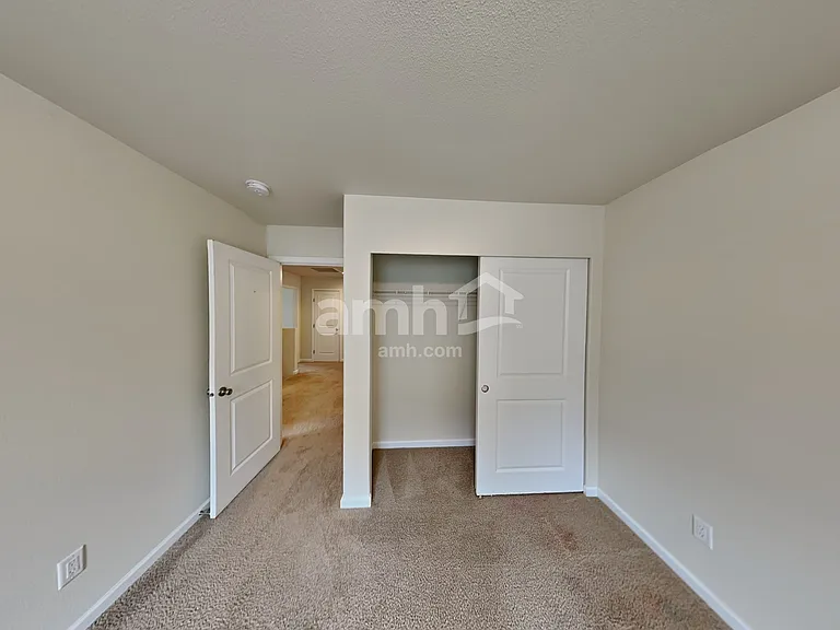 414 Gorge Ct — Photo 14