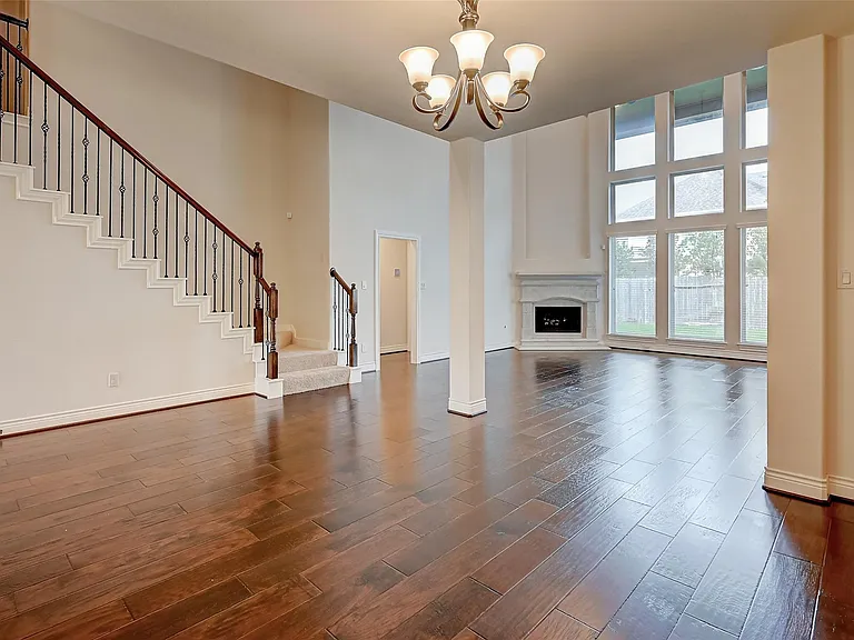 4006 Misty Waters Ln — Photo 10