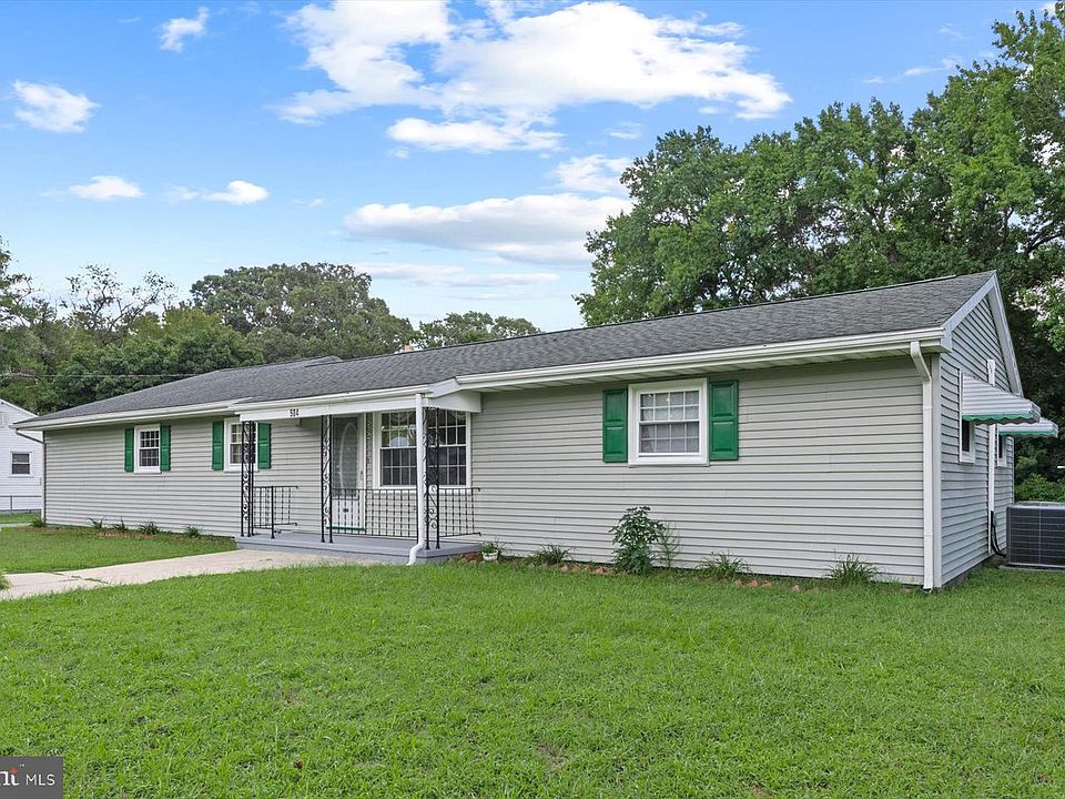 1st image of 504 Swan Rd
