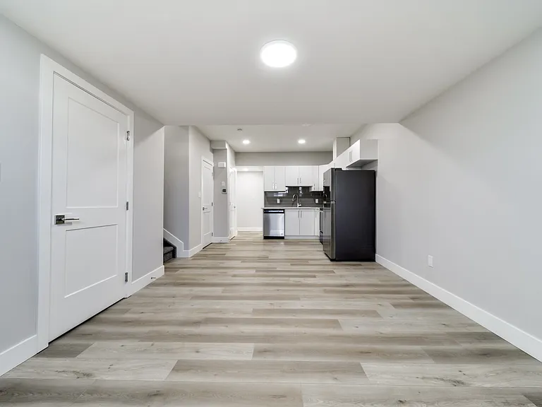 595 Black Stone Blvd #B — Photo 6