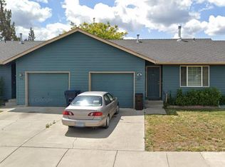 1039 SW 17th St, Redmond, OR 97756