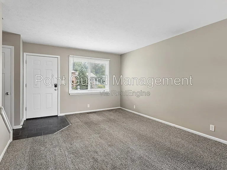 504-604 Cordes Dr — Photo 20