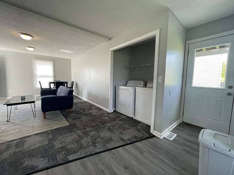 312 Stone Dr #D — Photo 4