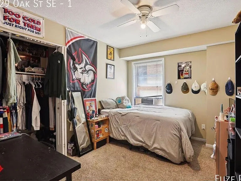 629 Oak St SE #1 — Photo 11