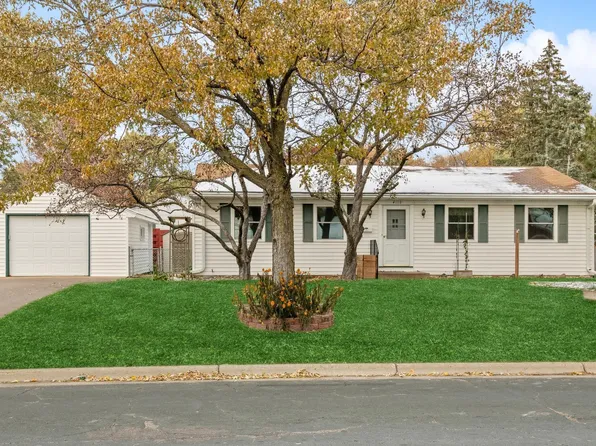 4112 65th Ave N, Brooklyn Center, MN 55429