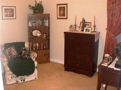 5th image of 23092 Clifford Dr