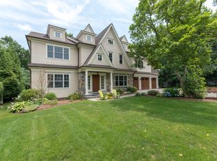 2 Eddy Ln, Darien, CT 06820