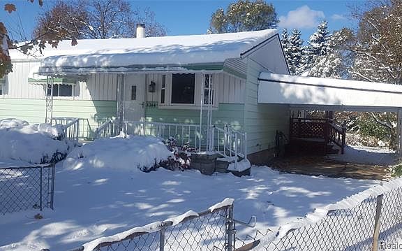 2nd image of 1044 Rowley Ct