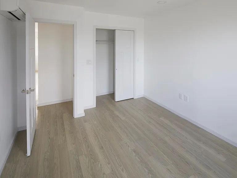 958 Mount Olivet Rd NE #1 — Photo 3