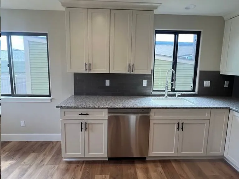 1258 Palm St — Photo 6