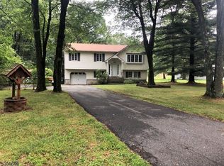 380 Drakestown Rd, Long Valley, NJ 07853