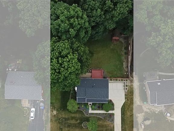 3rd image of 1080 Woodhill Dr