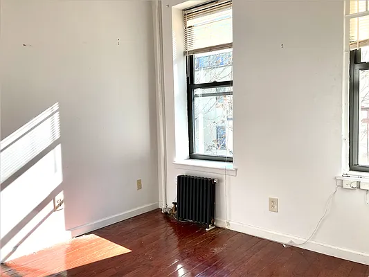 Rented by OT Real Estate | media 13