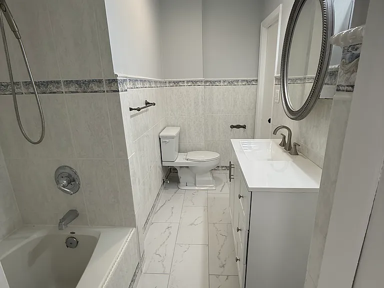 8238 Imperial Dr #5 — Photo 3