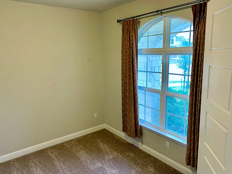 15420 Iveans Way — Photo 30