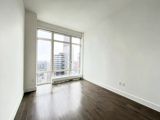 Rented by Koriny NYC LLC | media 19