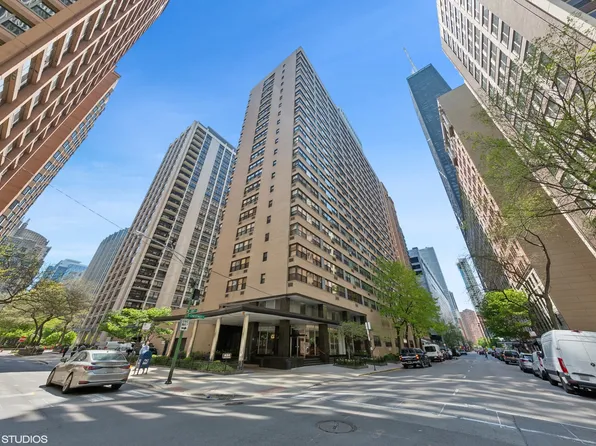 850 N Dewitt Pl APT 18G, Chicago, IL 60611