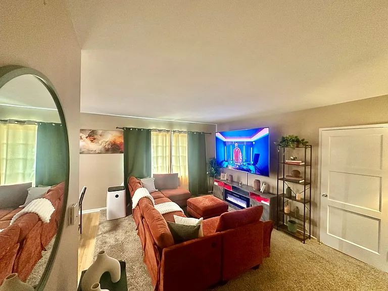 4142 S Buckingham Rd #D — Photo 5