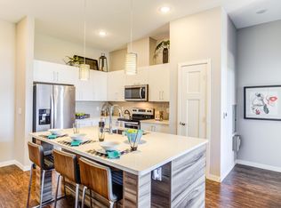 10101 Bren Rd E #340, Hopkins, MN 55343