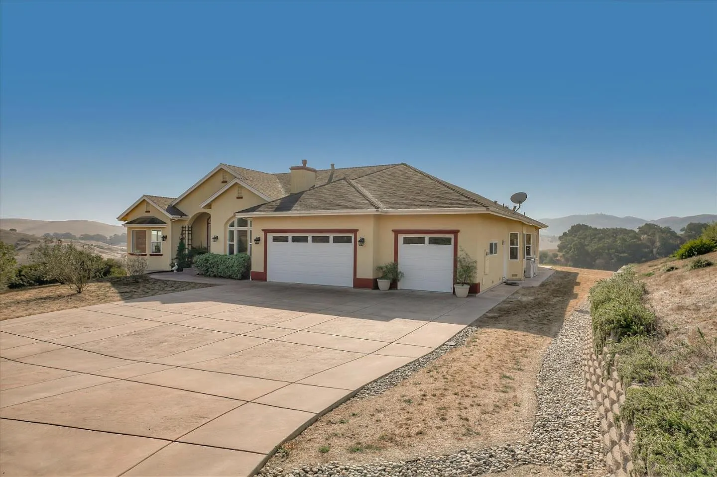401 Oak View Ct photo 1