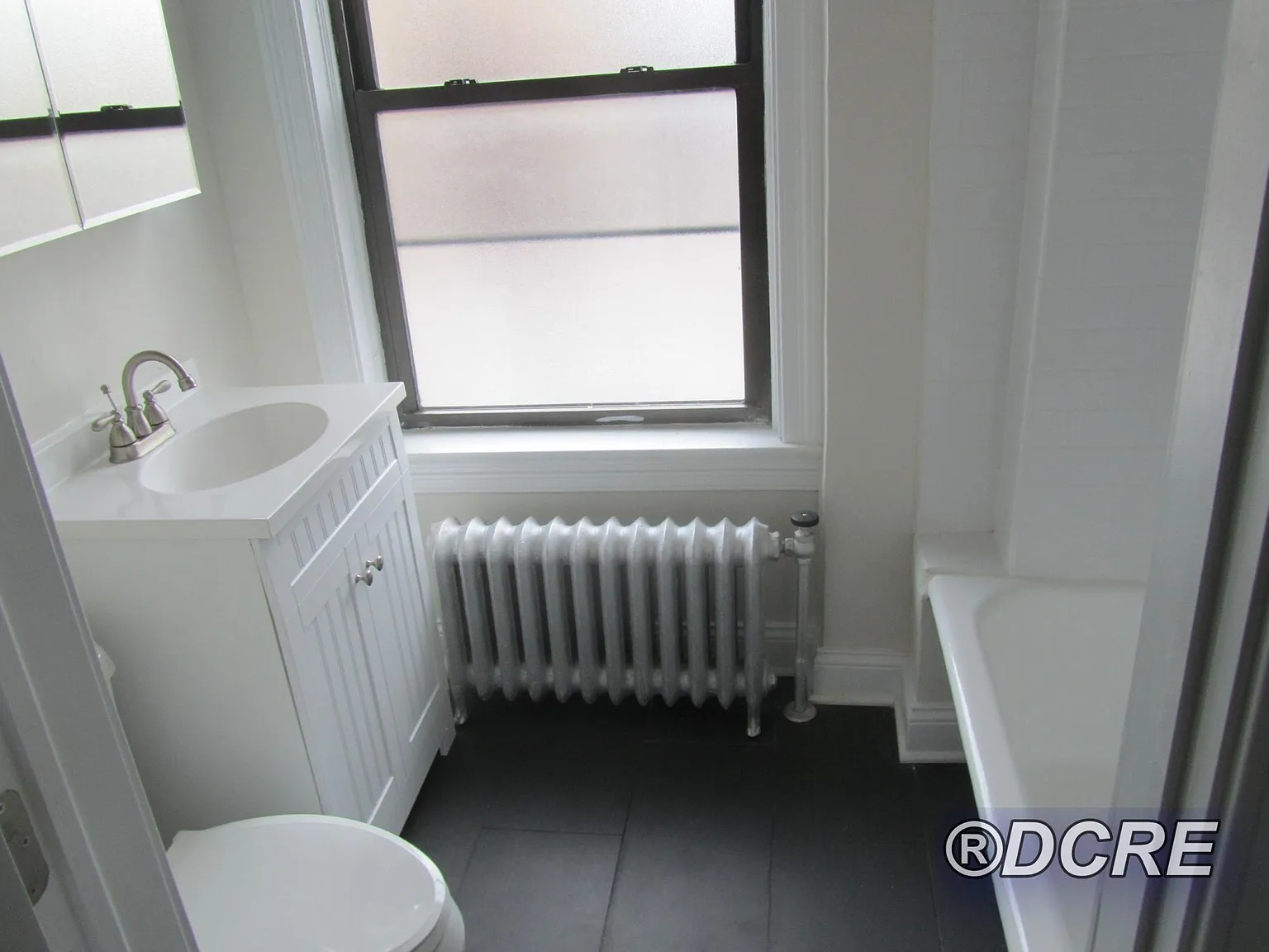 6751 N Sheridan Rd — Photo 4