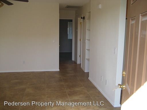 4th image of 311 N 93rd St