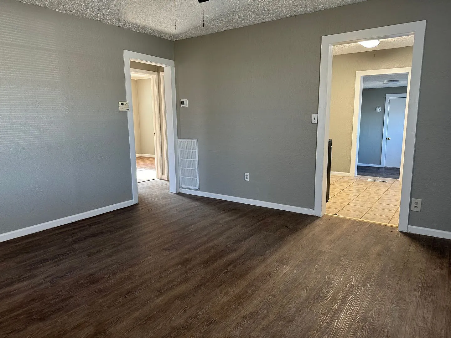 3 bedroom house — Photo 2
