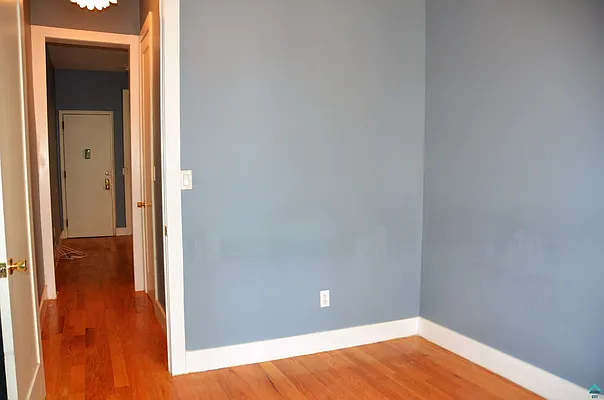 Rented by EXR | media 8