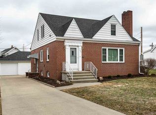 1016 2nd Ave SE, Dyersville, IA 52040