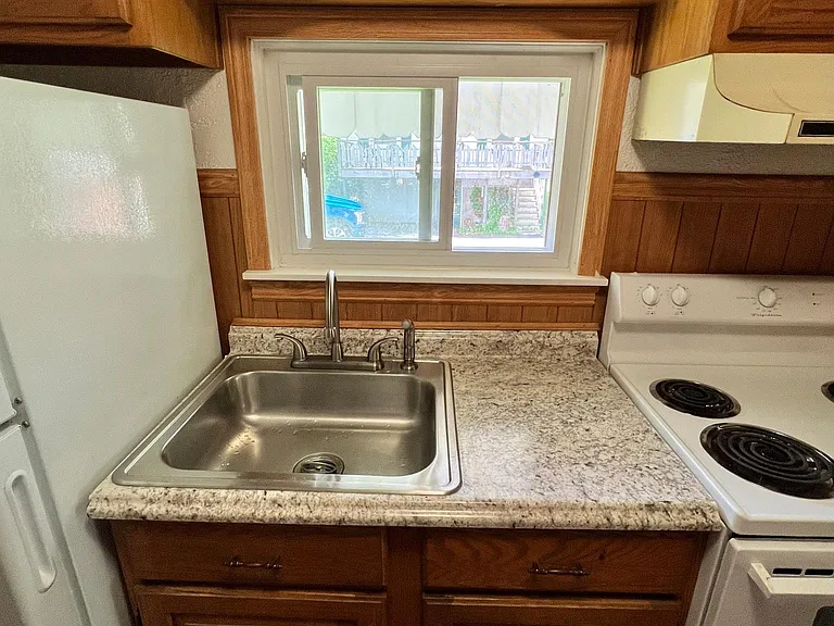 815 Soap Hollow Rd — Photo 16