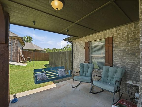 4th image of 279 Timber Ln
