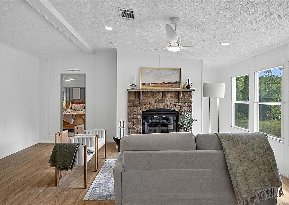 1st image of 2318 Coconut Blvd