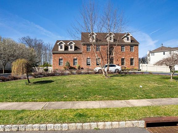 3rd image of 6 Yosemite Ct