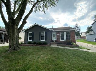 1214 Heritage Dr, Canton, MI 48188