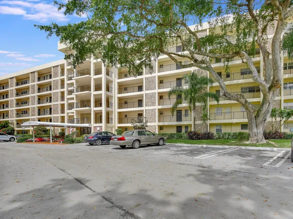 2751 N Palm Aire Drive #503, Pompano Beach, FL 33069