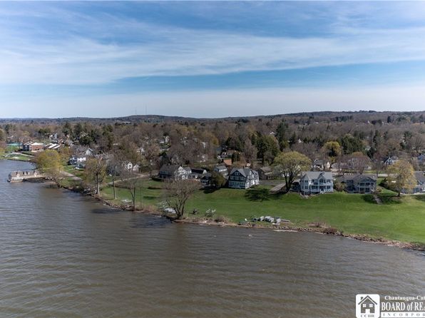 7 Sunset Ave, Lakewood, NY 14750