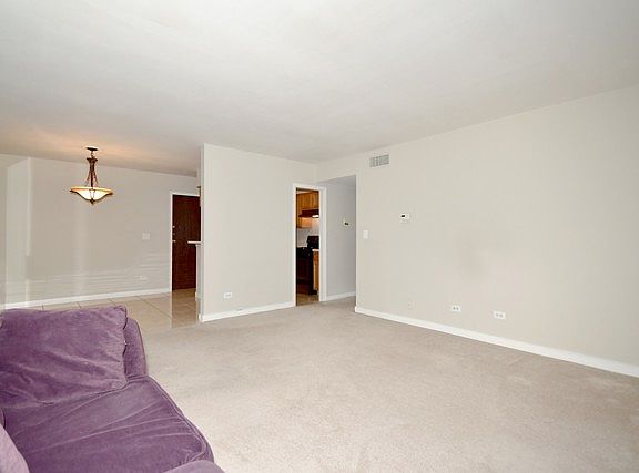 3rd image of 21 E Janata Blvd APT 3A