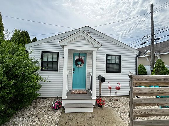 3rd image of 904A A St