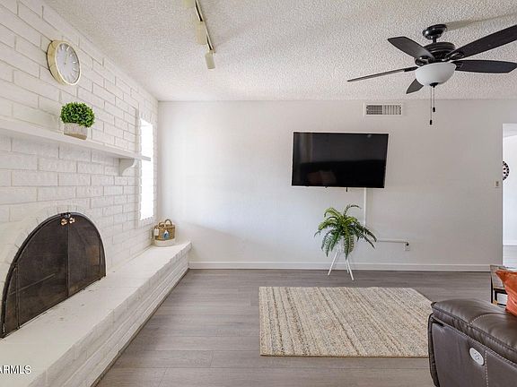 2nd image of 10248 N 37th Ave