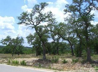 1053 Las Brisas Dr, Canyon Lake, TX 78133
