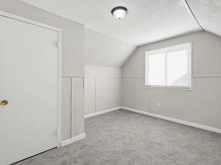 14921 Myola Ave — Photo 23