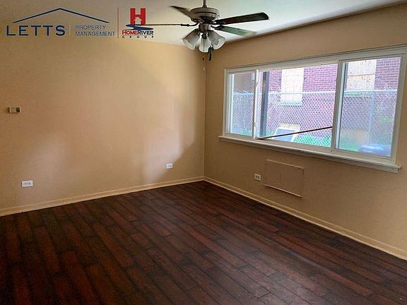 3rd image of 6933 S Jeffery Blvd