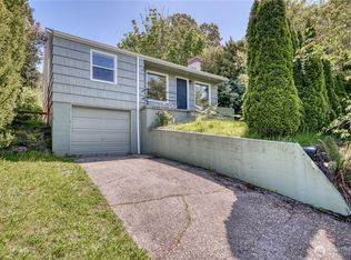 5932 37th Ave SW, Seattle, WA 98126