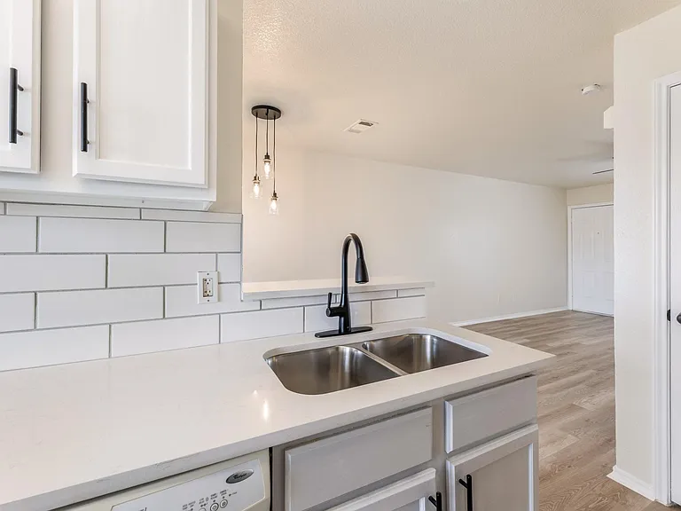 New kitchen faucet