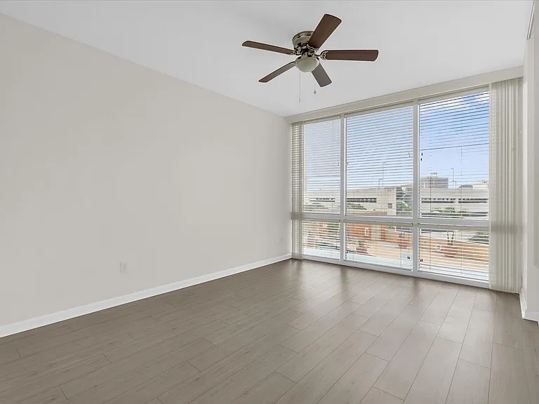 322 E Central Blvd #606 — Photo 5