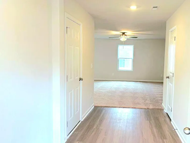 55 Conifer Ln — Photo 3