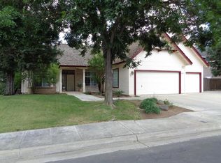 755 Douglas Ave, Clovis, CA 93611