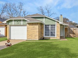 9438 Rippling Fields Dr, Houston, TX 77064