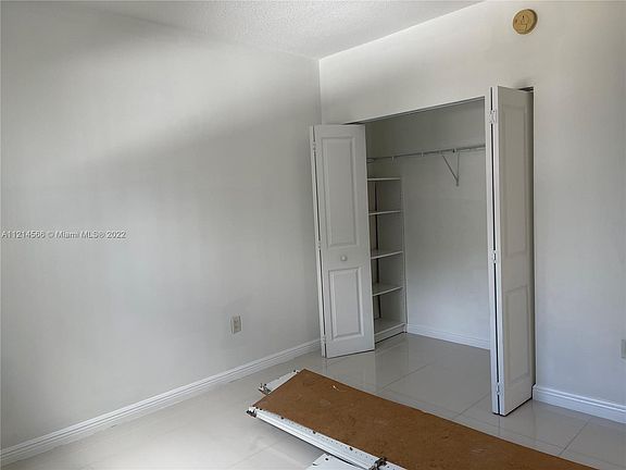 3rd image of 12 S Miami Ave